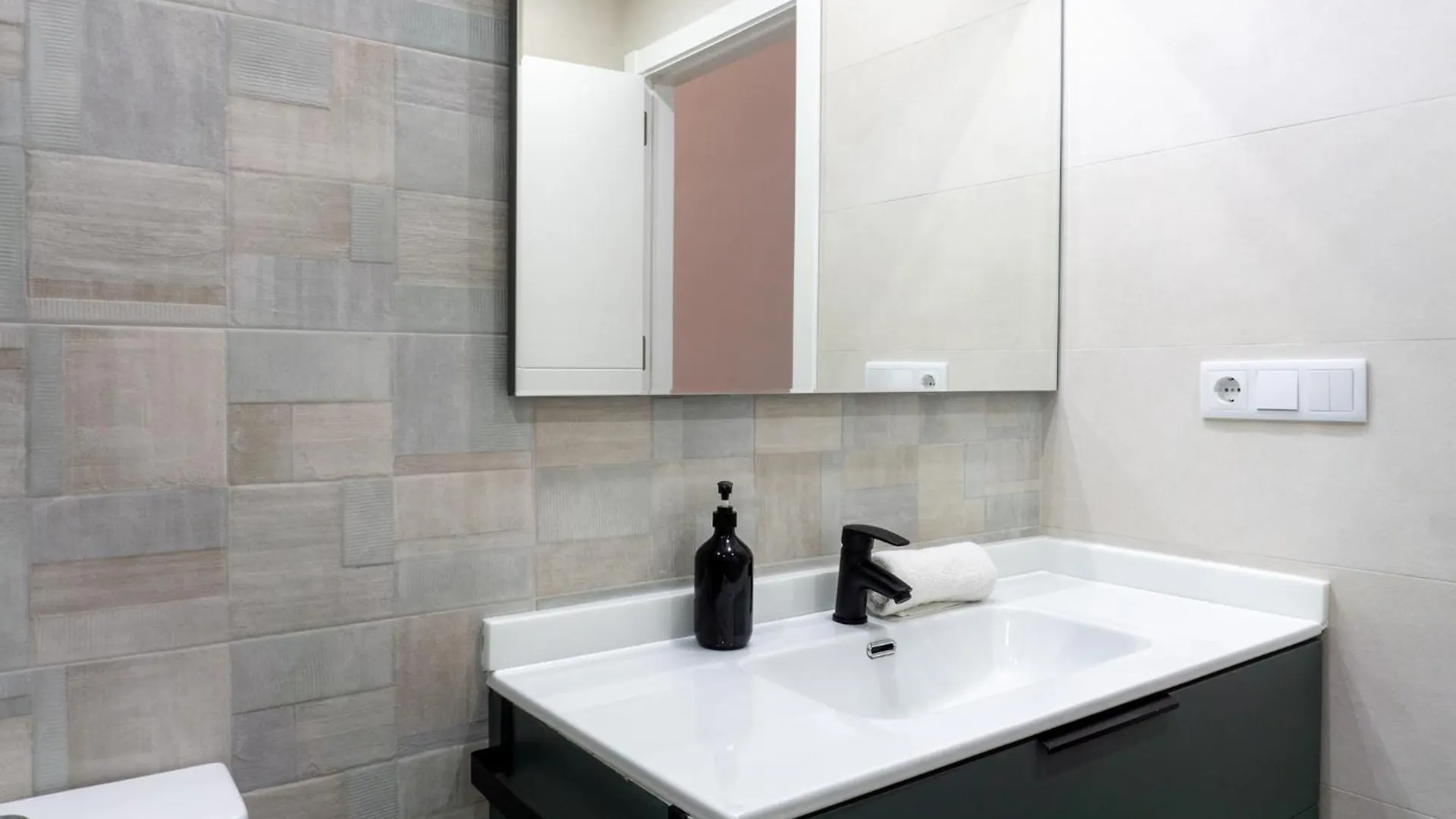 Apartamento Urban Nook Málaga 0*,